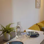 Bilocale Comfort & Cozy A 1 Min Dalla Metro X Duomo * Μιλάνο